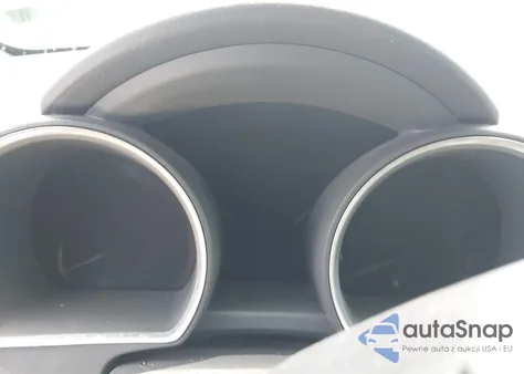 2010 Toyota Highlander Base V6 z USA, uszkodzony, nr VIN 5TDZK3EH9AS004306